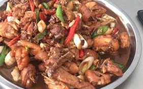 临沂河东哪里炒鸡好吃（临沂河东哪里炒鸡好吃啊）