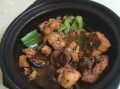 黄焖鸡的鸡腿哪里进的（黄焖鸡全是鸡腿肉）