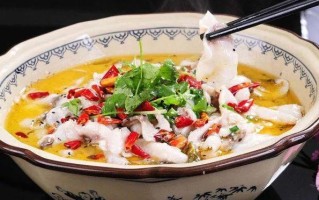 重庆哪里酸菜鱼好吃（重庆吃鲫鱼的地方排行榜）