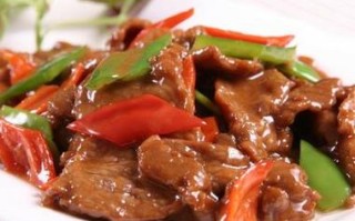 蚝油牛肉是哪里菜（蚝油牛肉王刚）