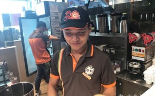 coco奶茶服务员好做吗,在都可茶饮上班怎么样啊