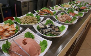 烧烤小店如何吸引顾客,烤肉店怎么烤肉才好吃