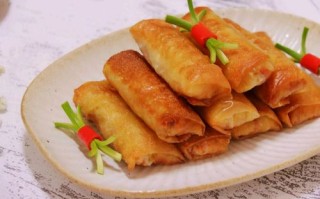 炸春卷是哪里的菜（炸春卷是哪里的菜系）