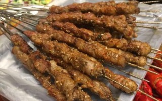 济南市哪里有烤脑花（咱济南哪里的烤羊肉串最好吃）