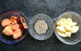 苹果可以跟薏仁一起炖吗,薏仁苹果餐多少钱一盒
