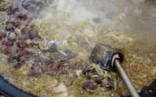 哪里的杀猪菜好吃（哪里的杀猪菜好吃又便宜）