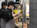 快餐店里上班怎么样（在快餐店上班怎么样）