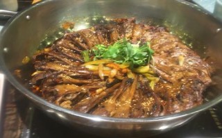 干锅鸭头店怎么样（干锅鸭头店怎么样好吃吗）