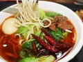 安徽牛肉板面哪里好吃（安徽牛肉板面哪里好吃啊）
