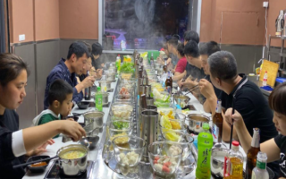 学校卖旋转小火锅怎么样（旋转小火锅还能入手吗）
