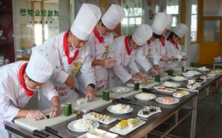 哪里有学日式料理（哪里有学日式料理的培训班）