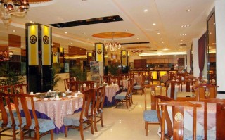 红新餐馆怎么样（红新饭店）