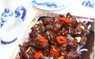 黑椒牛肉是哪里的菜（黑椒牛肉是哪里的菜啊）