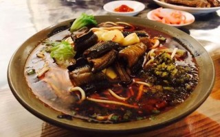 鳝鱼面是哪里的（成都正宗的鳝鱼面在成华区哪里）