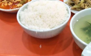 一百锋中式自助快餐怎么样（百锋服装有限公司怎么样）