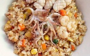海鲜炒饭酱炒哪里买（叉烧酱炒饭的做法）