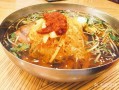 鸡西正宗冷面在哪里（哈尔滨现压冷面哪家好吃）