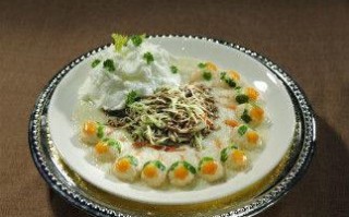 潍坊红楼梦主题餐厅怎么样（历届金鹰奖获奖名单）