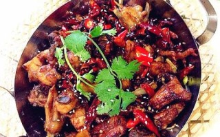 干香鸡是哪里的菜系（干香鸡是哪里的菜系特色）