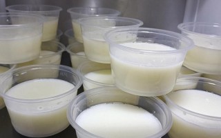 双皮奶店怎么样（200毫升双皮奶摆摊多少钱一份）