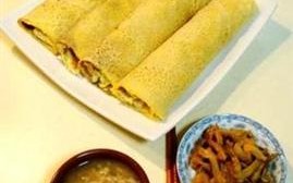 为什么水浒传中没人吃煎饼卷大葱,煎饼卷大葱是哪里的特色