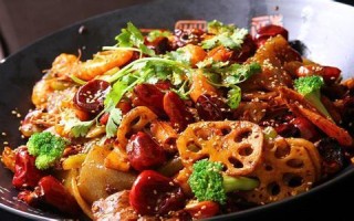 麻辣香锅是哪里（麻辣香锅是哪里的特色）