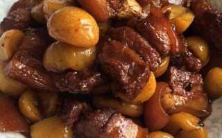 板栗红烧肉哪里可以吃（干笋板栗红烧肉做法）