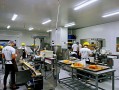 在糕点店上班怎么样（东莞桃李面包有限公司上班累吗）