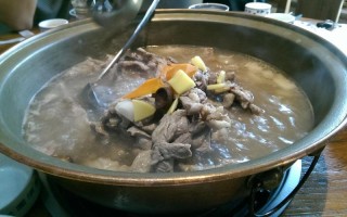 金山哪里吃羊肉（金山哪里吃羊肉好吃）