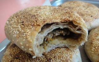哪里肉烧饼好吃（临清烧饼哪家好吃）