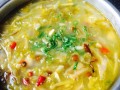 酸菜粉丝汤是哪里的菜（东北酸菜粉丝汤做法）