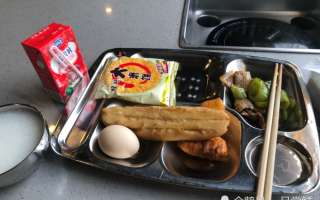 海底捞员工餐真实待遇,海底捞的员工餐是什么