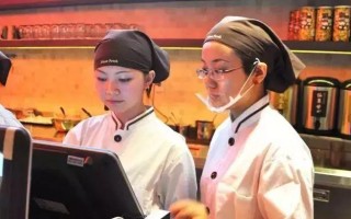 怎么样做一个好的餐饮店长（怎么样做一个好的餐饮店长呢）