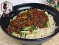 上海哪里炸酱面（上海哪里有卖壮馍）