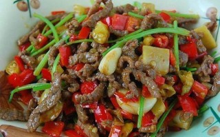 炒牛肉用哪个部位最好,哪里牛肉适合爆炒好吃