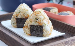 吃获饭团烧怎么样（烧海苔是什么）