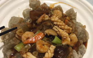 大连焖子哪里好吃（大连三鲜焖子哪家最好吃）