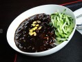 上海冷面哪里好吃（上海什么地方能吃到正宗的炸酱面）