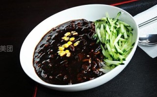 上海冷面哪里好吃（上海什么地方能吃到正宗的炸酱面）