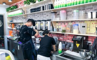 在茶饮店工作怎么样（奶茶店上班有前途吗）