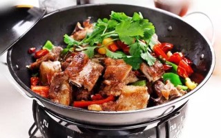 干锅是哪里的菜（干锅是哪里的菜系）
