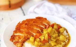 鸡排饭上的酱汁哪里买（鸡排饭浇什么酱汁好吃窍门）