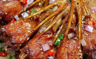 哪里能买到鸭下巴（南宁哪里有冻炸过的鸭爪鸭下巴批发）