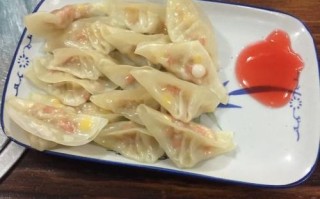 光头佬水饺生意怎么样（光头佬饺子蘸料怎么弄）