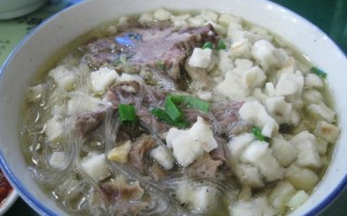 小羊羹哪里的（羊肉泡馍的发源地是哪）
