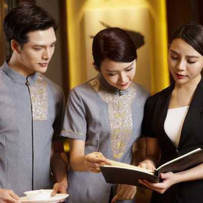 酒店服务员怎么样(去酒店当服务员累不累啊)-第1张图片-厨房小当家 酒店服务员怎么样(去酒店当服务员累不累啊)-第1张图片-厨房小当家