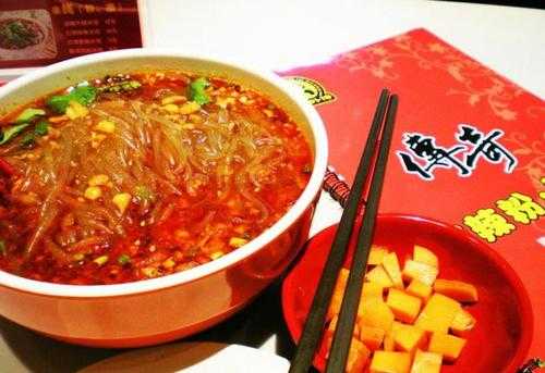 康师傅的产品有哪几类,传奇酸辣粉加盟店-第1张图片-厨房小当家 康师傅的产品有哪几类,传奇酸辣粉加盟店-第1张图片-厨房小当家