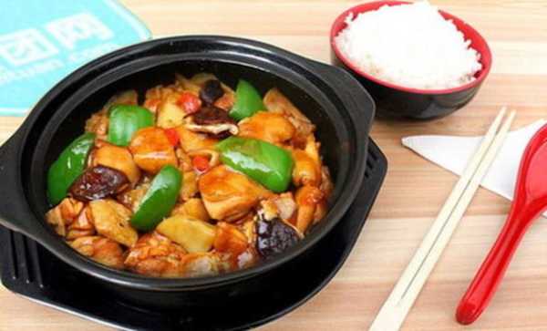 黄焖鸡米饭是哪个地方的特色小吃,黄焖鸡米饭是哪里的特色美食-第1张图片-厨房小当家 黄焖鸡米饭是哪个地方的特色小吃,黄焖鸡米饭是哪里的特色美食-第1张图片-厨房小当家