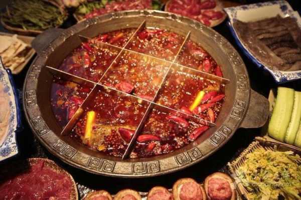 重庆哪里火锅好吃（重庆洪崖洞火锅排名前十强）-第3张图片-厨房小当家