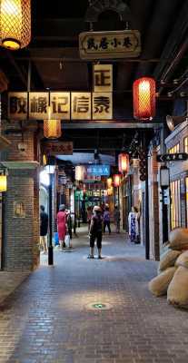 上海小吃街在哪里(上海最大的三大超市)-第1张图片-厨房小当家 上海小吃街在哪里(上海最大的三大超市)-第1张图片-厨房小当家